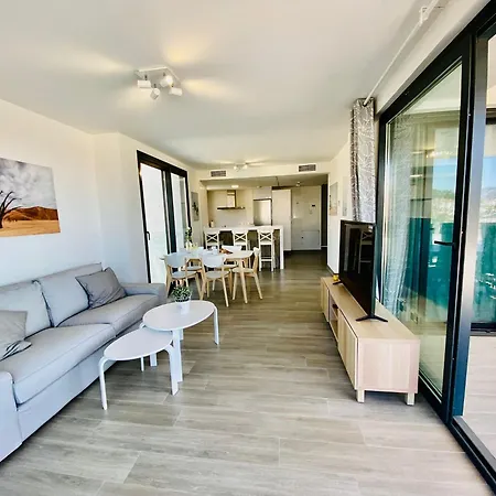 Royal Palm 22 Luxurious 3 Bedroom Penthouse